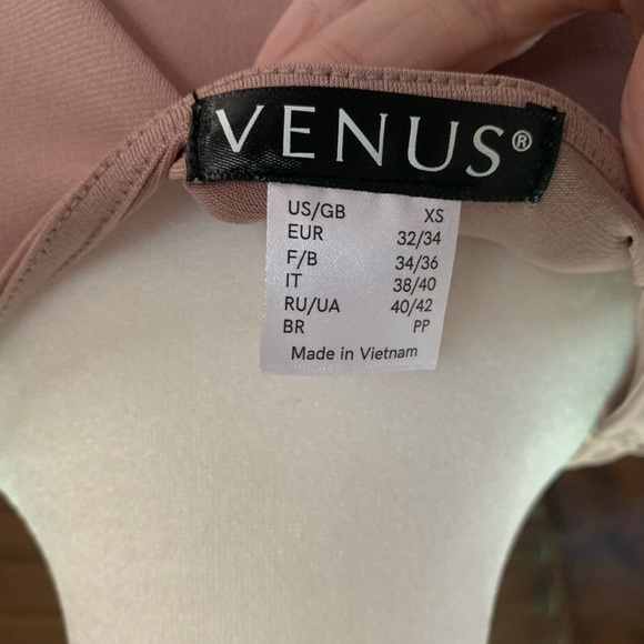 💚5/$25💚VENUS tunic with high/low hem size XS - Picture 7 of 9